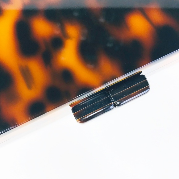 Acrylic Party Box in Tortoise - Picture 6 of 8